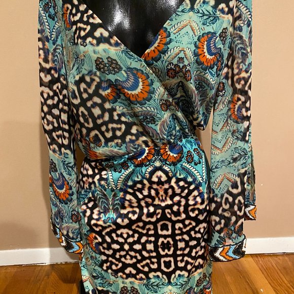 BEBE Beaded Cold Shoulder Mini Dress SZ S - Picture 7 of 10